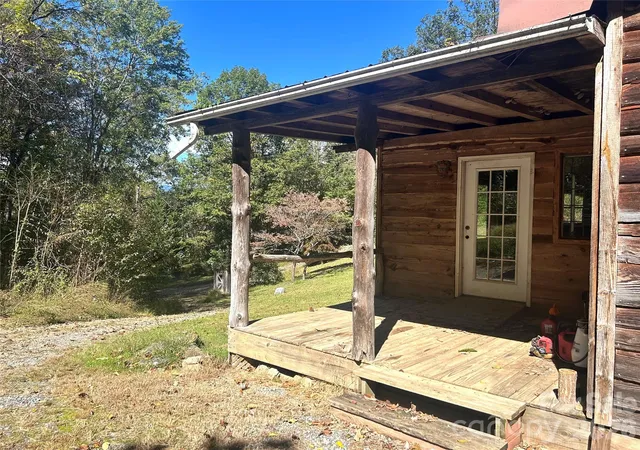 Photo 3 of Single family home for sale at 217 Sandalwood Rd, Whittier, NC 28789 | MLS# 4434155 | Listing updated on 2026-10-15