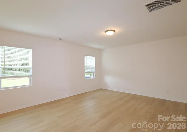 Photo 4 of Single family home for sale at 636 Willoughby Park Dr, Monroe, NC 28112 | MLS# 4434162 | Listing updated on 2026-10-14