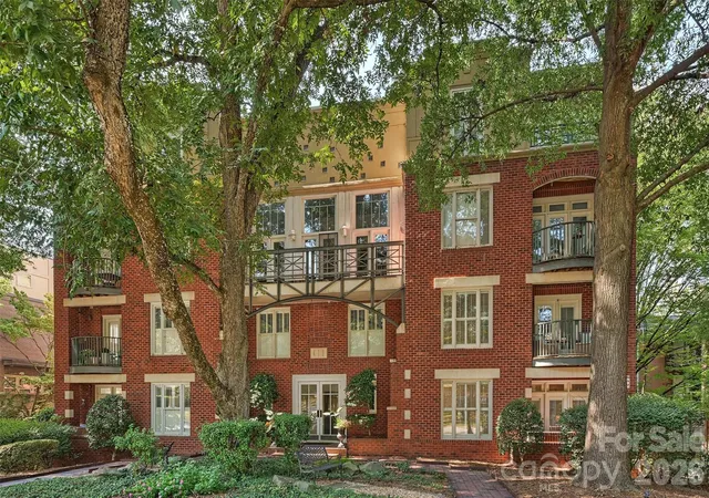 Photo 1 of Condo for sale at 416 Queens Rd #1, Charlotte, NC 28207 | MLS# 4434183 | Listing updated on 2026-10-20