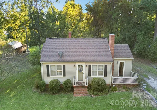 Photo 1 of Single family home for sale at 1108 Center St, Wadesboro, NC 28170 | MLS# 4434187 | Listing updated on 2026-10-23