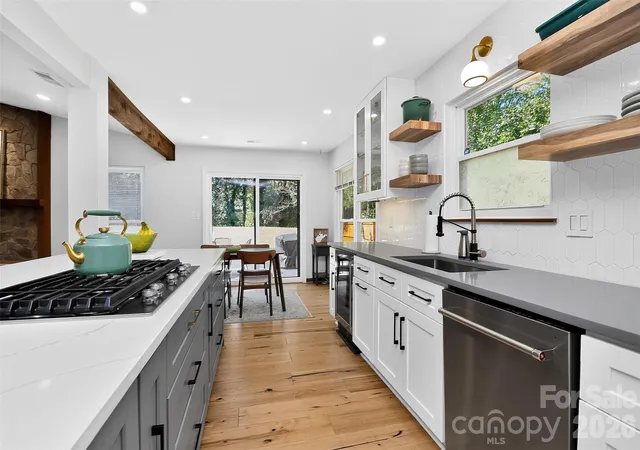 Photo 3 of Single family home for sale at 3851 Sweetgrass Ln, Charlotte, NC 28226 | MLS# 4434191 | Listing updated on 2026-10-19