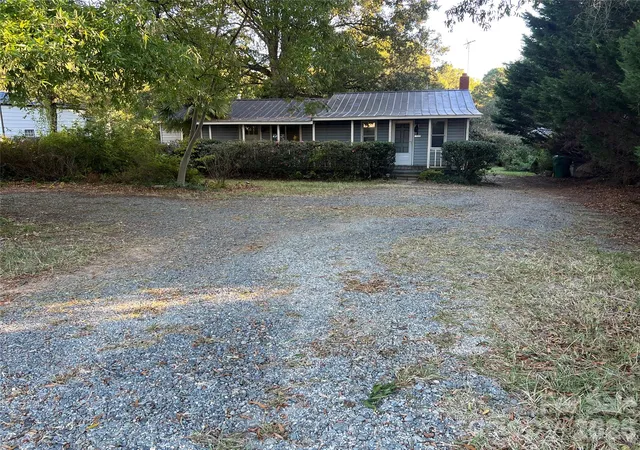 Photo 1 of Single family home for sale at 5000 Wilgrove Mint Hl Rd, Charlotte, NC 28227 | MLS# 4434195 | Listing updated on 2026-10-28