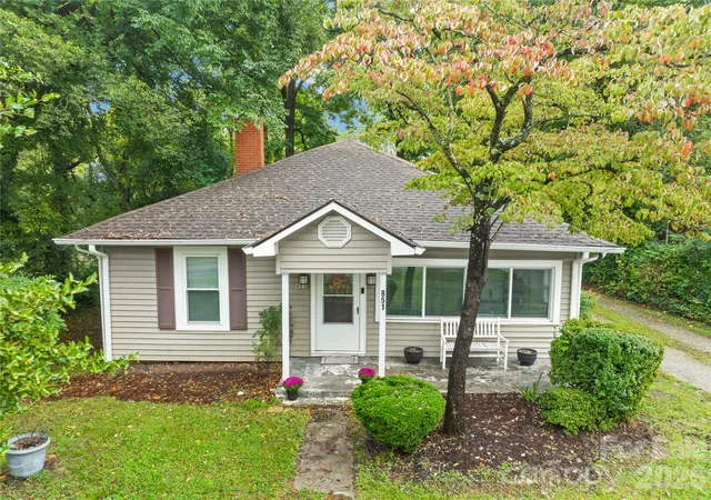 Photo 1 of Single family home for sale at 851 Old Charlotte Rd, Concord, NC 28027 | MLS# 4434196 | Listing updated on 2026-10-24