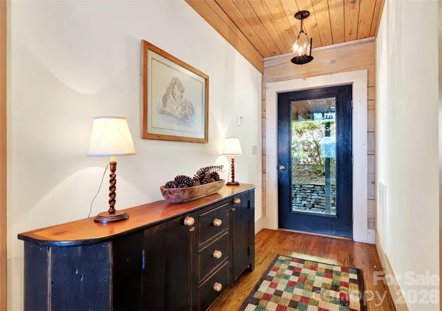 Photo 3 of Single family home for sale at 261 Little Buck Crk Rd, Marion, NC 28752 | MLS# 4434201 | Listing updated on 2026-10-23