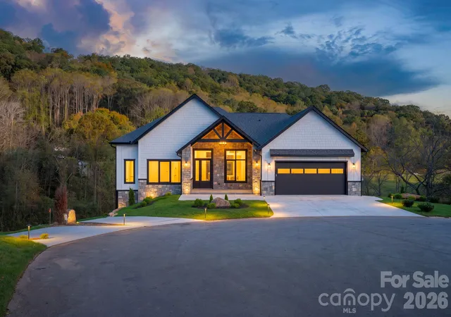 Single family home for sale at 116 Bridgeway Dr, Candler, NC 28715 | MLS# 4434207