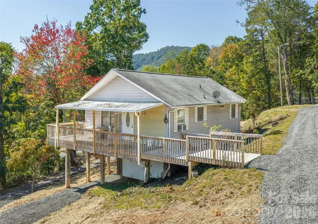Single family home for sale at 117 Spivey Mountain Rd, Asheville, NC 28806 | MLS# 4434209