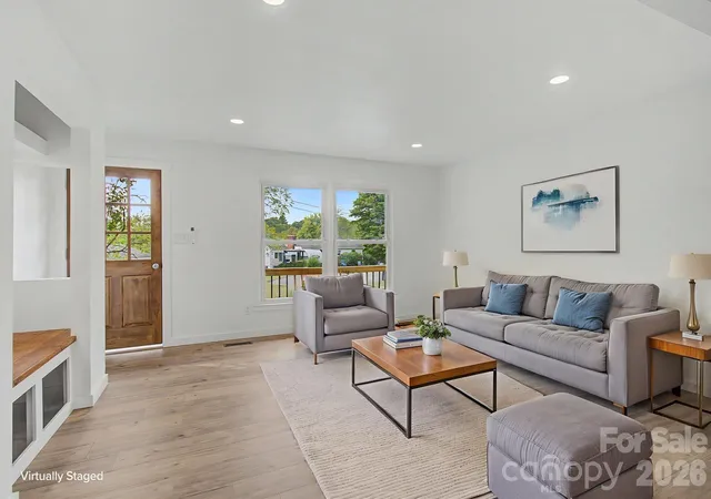 Photo 4 of Single family home for sale at 14 Kirby Pl, Asheville, NC 28806 | MLS# 4434210 | Listing updated on 2026-10-27