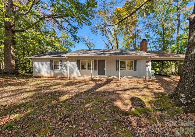 Photo 1 of Single family home for sale at 1804 Old York Rd, York, SC 29745 | MLS# 4434213 | Listing updated on 2026-10-23
