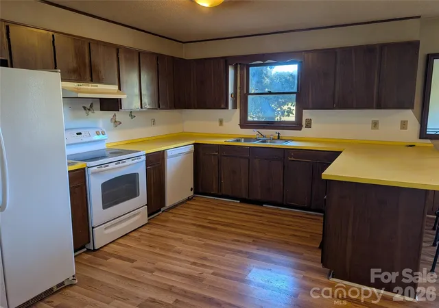 Photo 2 of Single family home for sale at 1804 Old York Rd, York, SC 29745 | MLS# 4434213 | Listing updated on 2026-10-23
