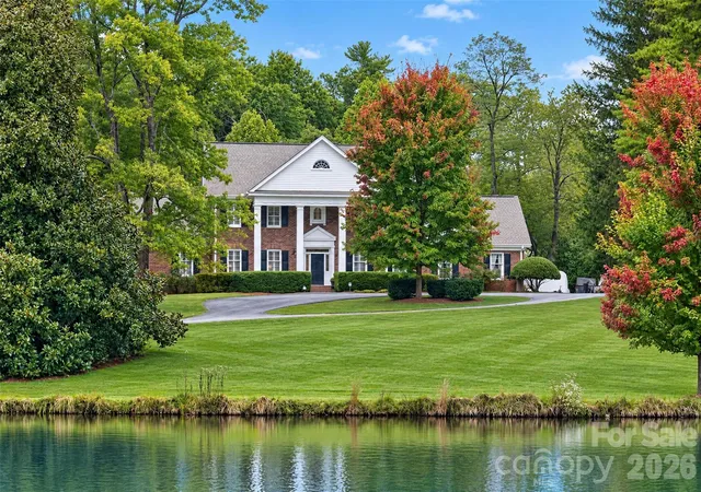 Photo 2 of Single family home for sale at 2715 Brevard Rd, Hendersonville, NC 28791 | MLS# 4434218 | Listing updated on 2026-10-16