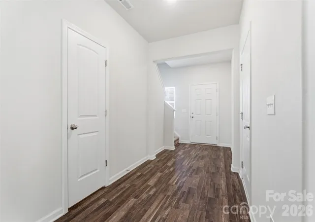 Photo 2 of Single family home for sale at 5335 Upton Pl, Charlotte, NC 28215 | MLS# 4434223 | Listing updated on 2026-10-29