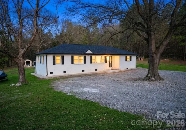 Single family home for sale at 1417 Old Belmeade Dr, Charlotte, NC 28214 | MLS# 4434225