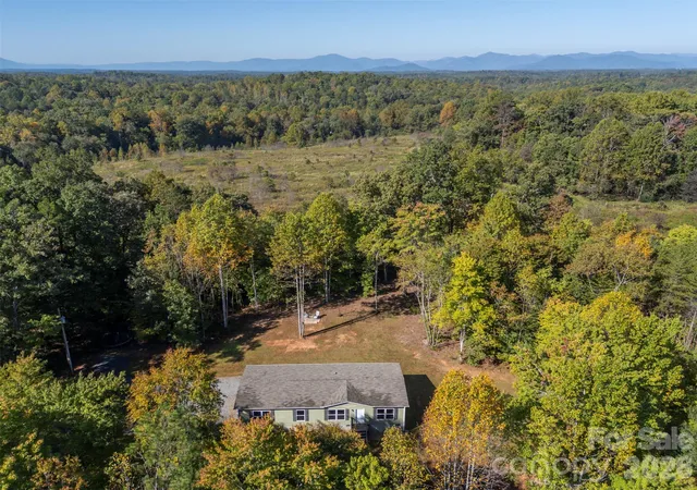 Photo 3 of Single family home for sale at 1983 US 221n Hwy, Rutherfordton, NC 28139 | MLS# 4434243 | Listing updated on 2026-10-20