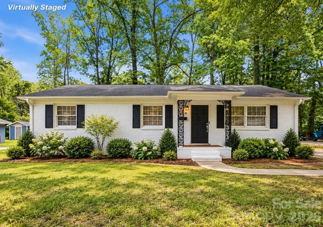 Photo 1 of Sale Pending at 6308 Covecreek Dr, Charlotte, NC 28215 | MLS# 4434253 | Listing updated on 2026-10-29