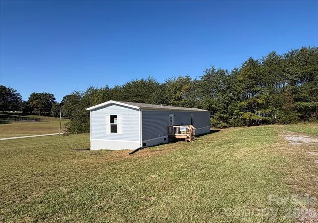Photo 2 of Single family home for sale at 5664 Zion Hl Dr, Lawndale, NC 28090 | MLS# 4434258 | Listing updated on 2026-10-23