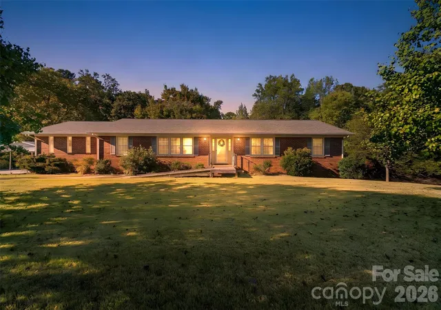 Photo 1 of Single family home for sale at 126 Highland Dr, Wadesboro, NC 28170 | MLS# 4434261 | Listing updated on 2026-10-23