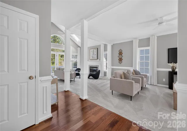 Photo 4 of Single family home for sale at 4711 Beech Crst Pl, Charlotte, NC 28269 | MLS# 4434266 | Listing updated on 2026-10-25