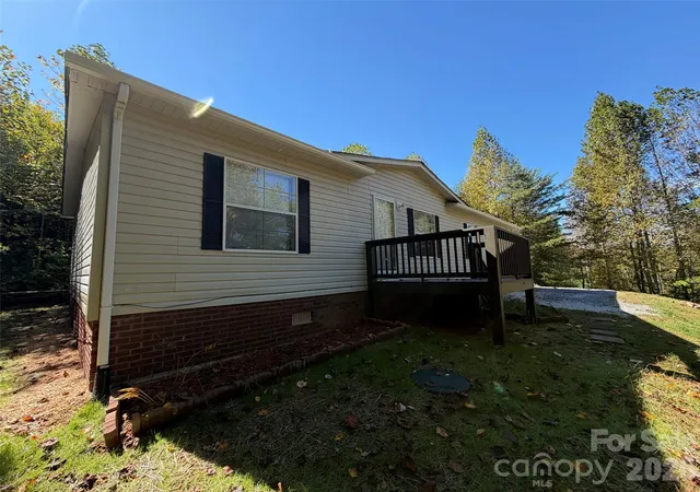 Photo 2 of Single family home for sale at 449 Randall Rd, Marion, NC 28752 | MLS# 4434289 | Listing updated on 2026-10-15