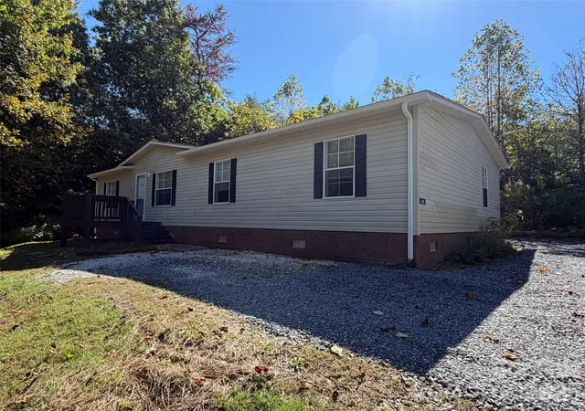 Photo 1 of Single family home for sale at 449 Randall Rd, Marion, NC 28752 | MLS# 4434289 | Listing updated on 2026-10-15