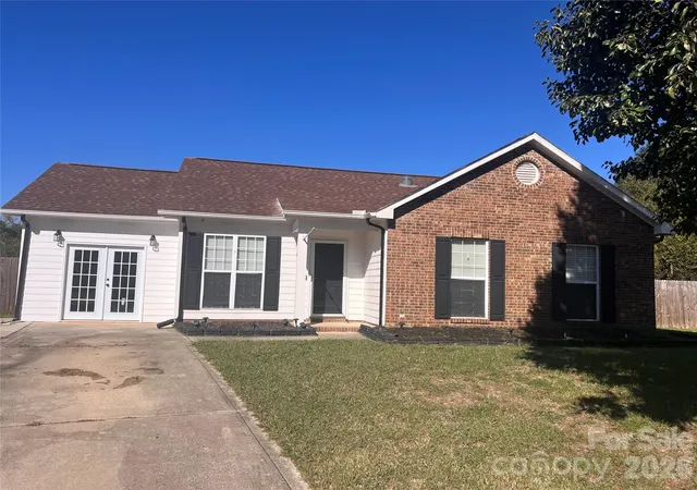 Single family home for sale at 4102 Carolina Pointe Ct, Concord, NC 28027 | MLS# 4434322