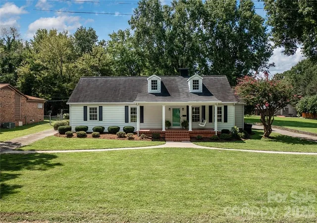 Photo 1 of Sale Pending at 57 19th Avenue Nw, Hickory, NC 28601 | MLS# 4434327 | Listing updated on 2026-10-23