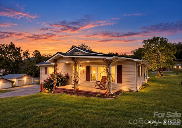 Photo 1 of Single family home for sale at 280 Mingus St, Canton, NC 28716 | MLS# 4434335 | Listing updated on 2026-10-28