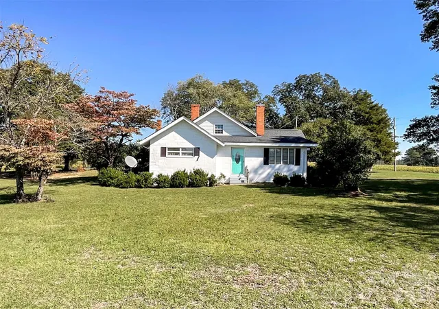 Photo 1 of Single family home for sale at 435 Webb Rd, Wadesboro, NC 28170 | MLS# 4434351 | Listing updated on 2026-10-15