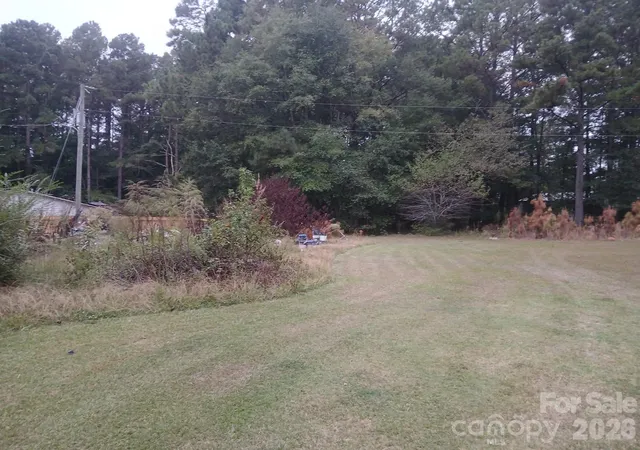 Photo 4 of Single family home for sale at 5916 Hightower Rd, Fort Lawn, SC 29714 | MLS# 4434370 | Listing updated on 2026-10-14