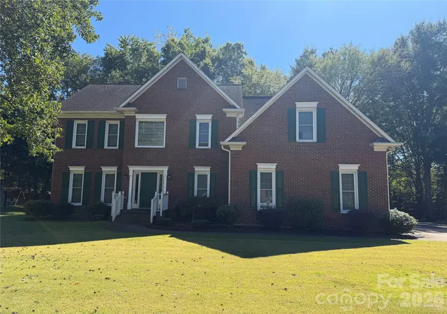 Photo 1 of Single family home for sale at 10909 Megwood Dr, Charlotte, NC 28277 | MLS# 4434444 | Listing updated on 2026-10-30