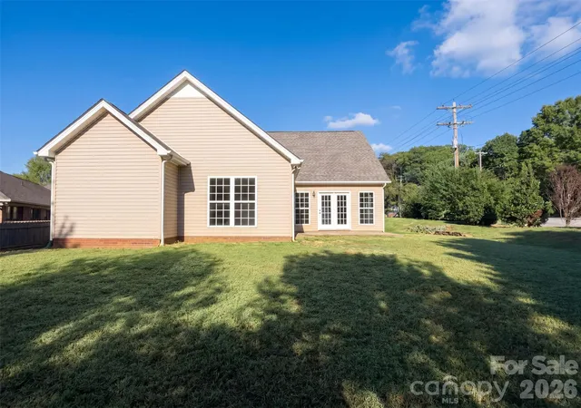 Photo 4 of Single family home for sale at 2090 Audubon Dr, Rock Hill, SC 29732 | MLS# 4434452 | Listing updated on 2026-10-14