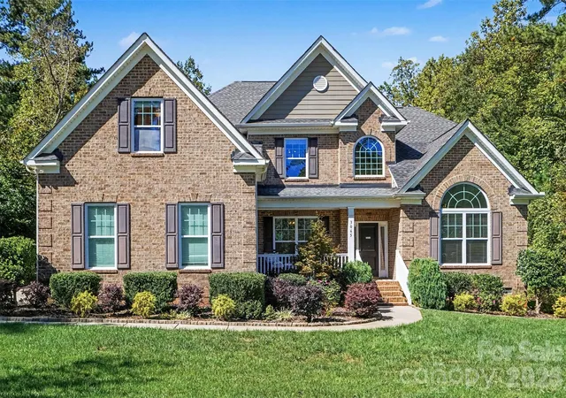 Photo 3 of Single family home for sale at 3065 Foggy Holw Ln, Clover, SC 29710 | MLS# 4434457 | Listing updated on 2026-10-17