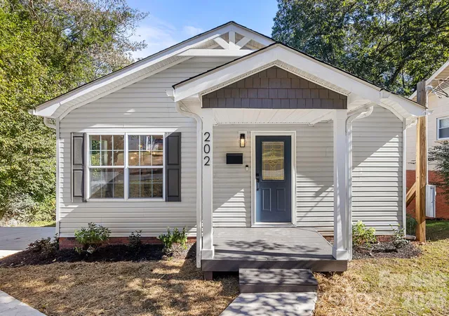 Photo 1 of Single family home for sale at 202 Joe Louis St, Fort Mill, SC 29715 | MLS# 4434458 | Listing updated on 2026-10-21