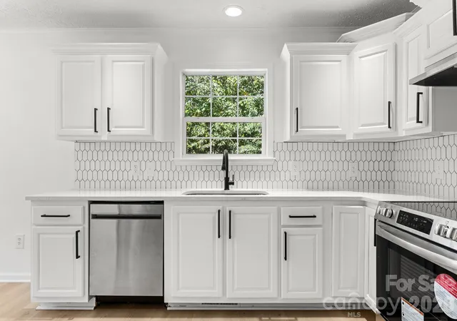 Photo 4 of Single family home for sale at 202 Joe Louis St, Fort Mill, SC 29715 | MLS# 4434458 | Listing updated on 2026-10-21