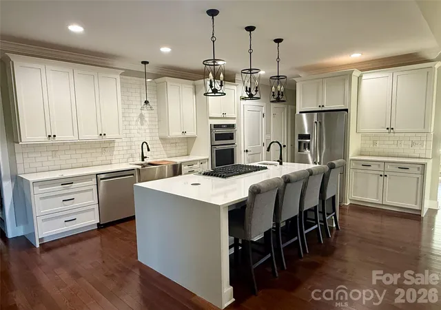 Photo 1 of Single family home for sale at 3704 9th Street Ct NE, Hickory, NC 28601 | MLS# 4434460 | Listing updated on 2026-10-25