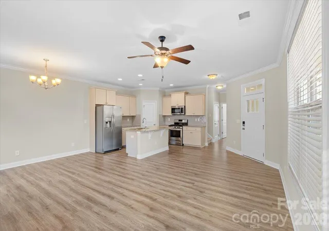 Photo 4 of Townhouse for sale at 6556 Harris River Way, Charlotte, NC 28269 | MLS# 4434472 | Listing updated on 2026-10-16