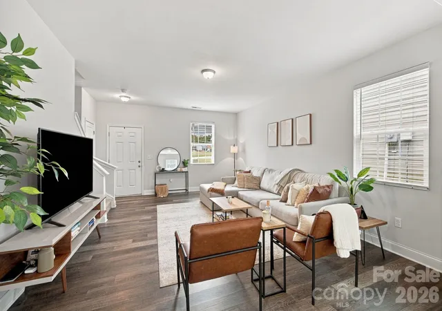 Photo 3 of Single family home for sale at 8553 Colgate Cir, Charlotte, NC 28214 | MLS# 4434484 | Listing updated on 2026-10-30