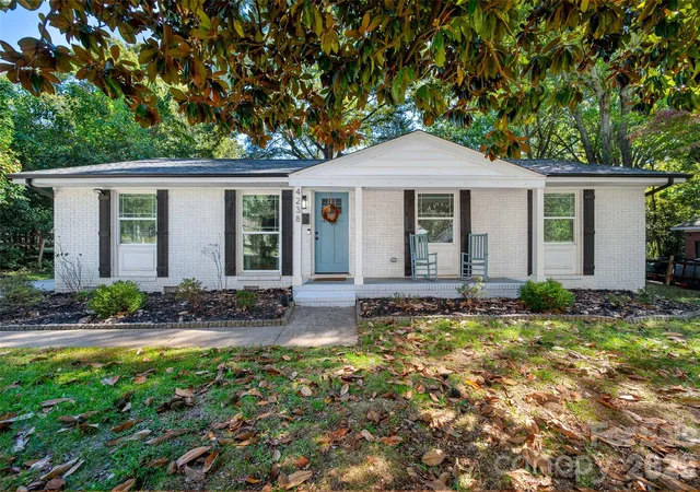 Photo 1 of Single family home for sale at 4238 Dowling Dr, Charlotte, NC 28205 | MLS# 4434485 | Listing updated on 2026-10-24