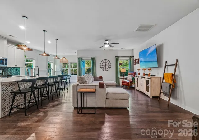 Photo 3 of Single family home for sale at 9840 Andres Duany Dr, Huntersville, NC 28078 | MLS# 4434486 | Listing updated on 2026-10-24