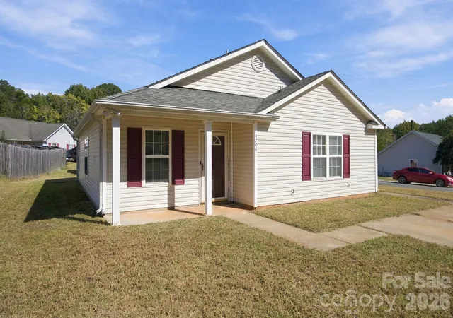 Photo 1 of Single family home for sale at 4706 Bomar Dr, Charlotte, NC 28216 | MLS# 4434496 | Listing updated on 2026-10-28
