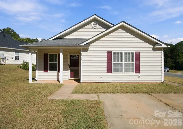 Photo 1 of Single family home for sale at 4706 Bomar Dr, Charlotte, NC 28216 | MLS# 4434496 | Listing updated on 2026-10-28