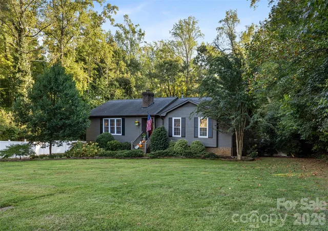 Photo 2 of Sale Pending at 1118 Ford Dr, Lowell, NC 28098 | MLS# 4434513 | Listing updated on 2026-10-21