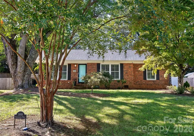 Photo 1 of Single family home for sale at 5908 Brookhaven Rd, Charlotte, NC 28210 | MLS# 4434517 | Listing updated on 2026-10-29