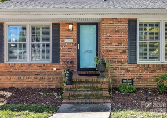 Photo 3 of Single family home for sale at 5908 Brookhaven Rd, Charlotte, NC 28210 | MLS# 4434517 | Listing updated on 2026-10-29