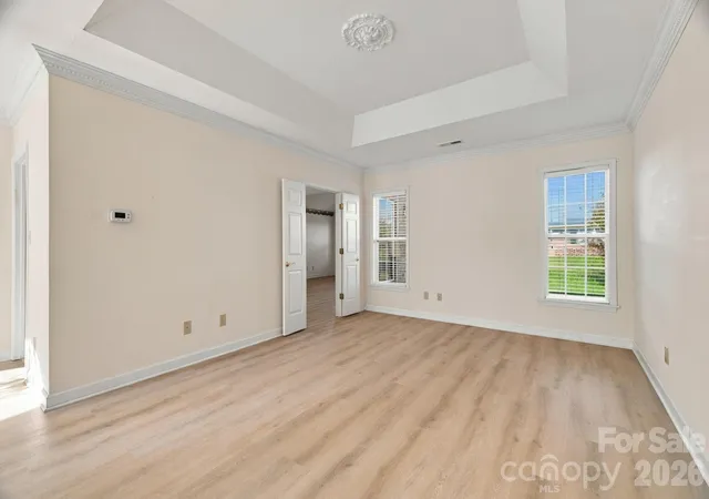 Listing Photo 5 - Condo for sale in building located at 3131 9Th St Dr Ne, Hickory, NC 28601 - Unit #26