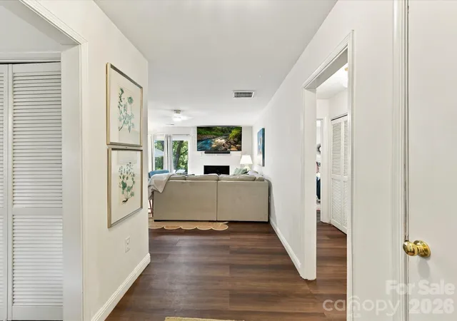 Photo 1 of Single family home for sale at 7317 Killingdeer Ln, Charlotte, NC 28226 | MLS# 4434573 | Listing updated on 2026-10-20