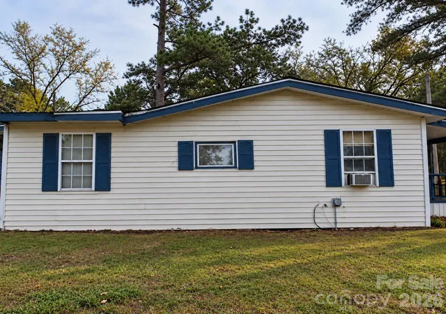 Photo 4 of Single family home for sale at 784 Gilbert Rd, Conway, SC 29527 | MLS# 4434575 | Listing updated on 2026-10-15