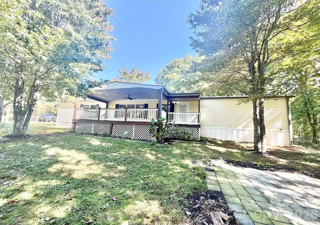 Photo 2 of Single family home for sale at 267 Dishmon Family Dr, Statesville, NC 28625 | MLS# 4434590 | Listing updated on 2026-10-15