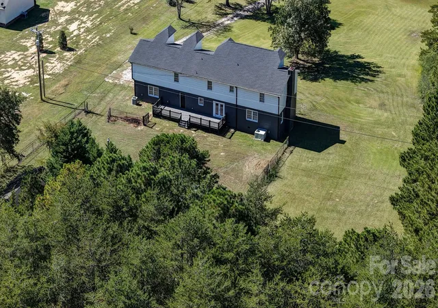 Photo 4 of Single family home for sale at 330 Skyview Dr, Catawba, SC 29704 | MLS# 4434596 | Listing updated on 2026-10-19