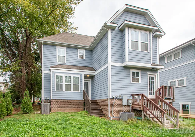 Photo 4 of Sale Pending at 1614 Luther St, Charlotte, NC 28204 | MLS# 4434621 | Listing updated on 2026-10-22