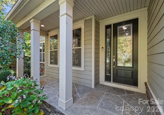 Photo 2 of Single family home for sale at 12609 Burr Oak Ln, Charlotte, NC 28278 | MLS# 4434633 | Listing updated on 2026-10-29